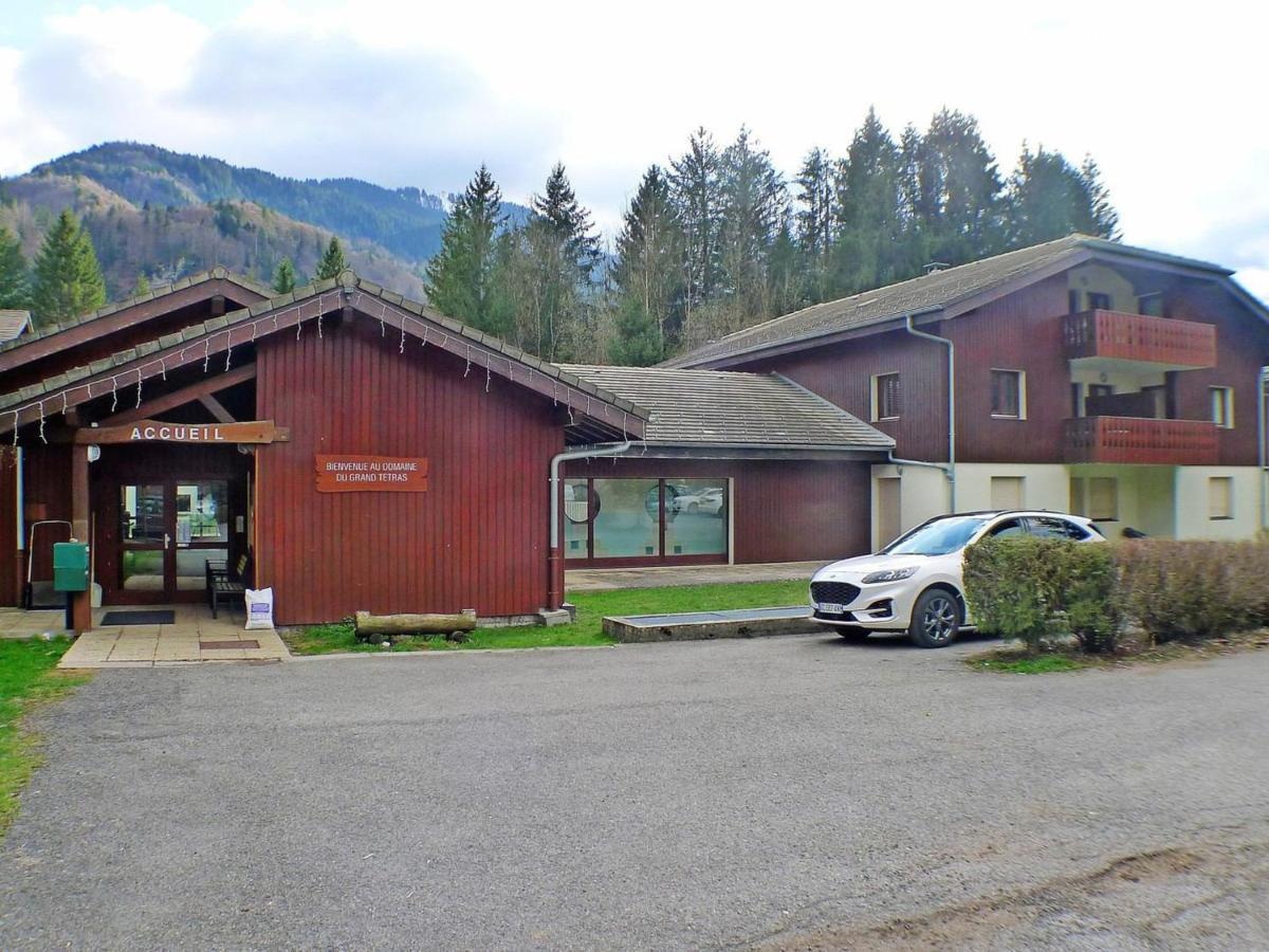 Studio Mansarde Avec Balcon, Piscine Et Parking Souterrain A Samoens - Fr-1-629-92 エクステリア 写真